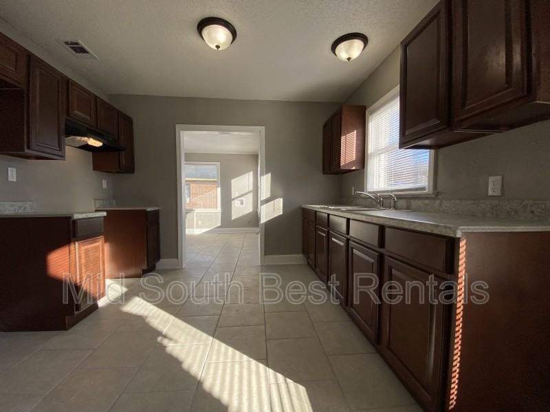 128 W Mckellar Ave - Photo 3 of 8