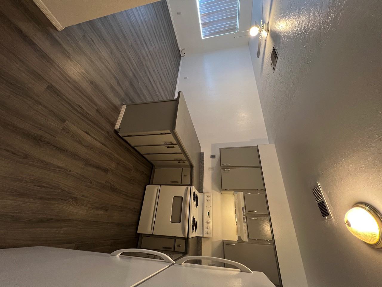 600 Morris St Ne - Photo 5 of 29