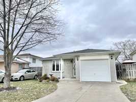 featured image of 1672 Foster Ave