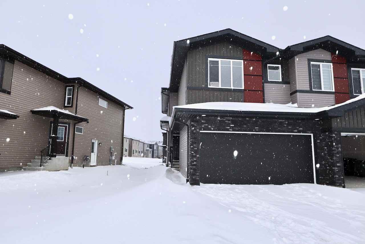 9412 Pear Cres Sw Uppr - Photo 2 of 32