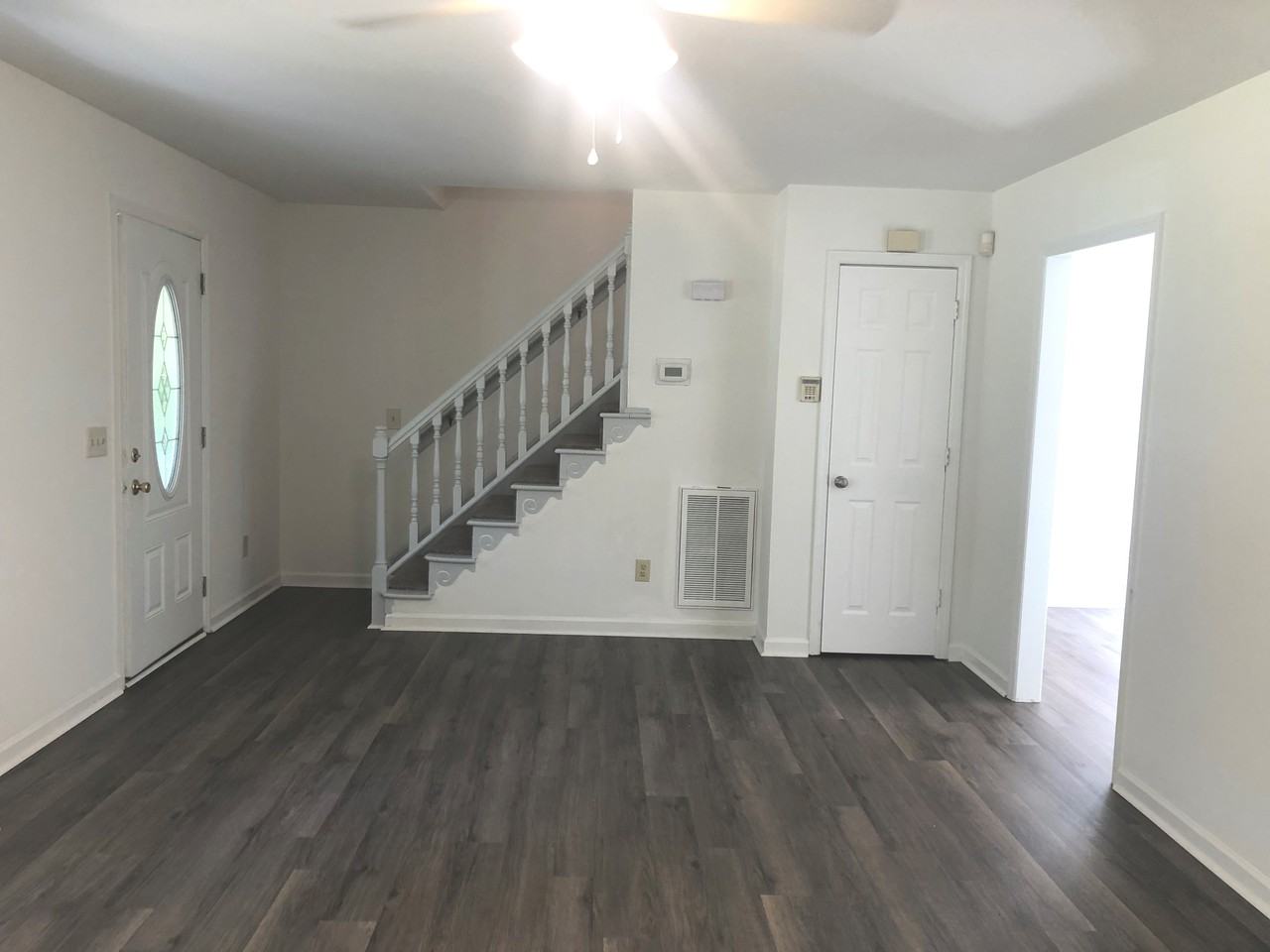 712 Kimpton Court - Photo 4 of 29