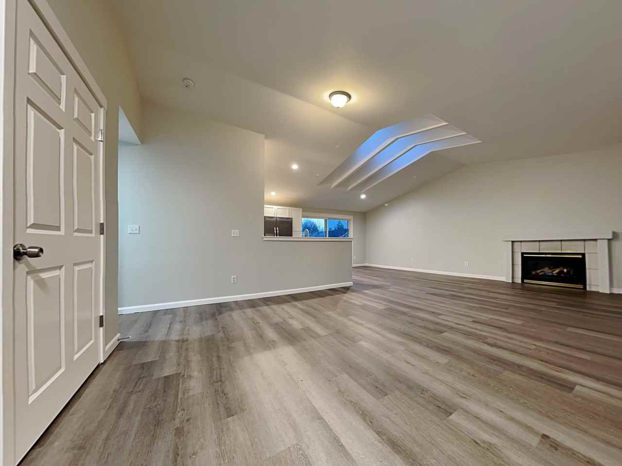 1764 53rd Loop Se - Photo 3 of 18