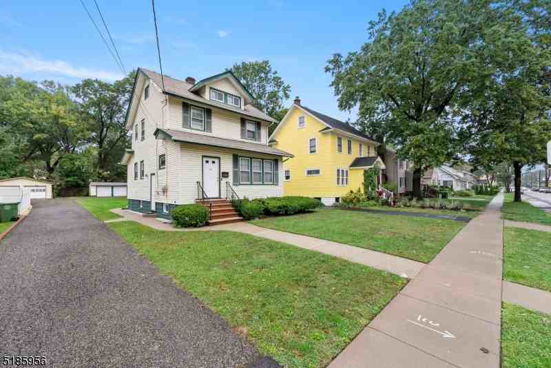 142 W 8th Ave - Photo 2 of 19