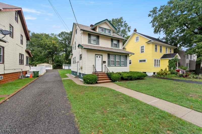 142 W 8th Ave - Photo 3 of 19