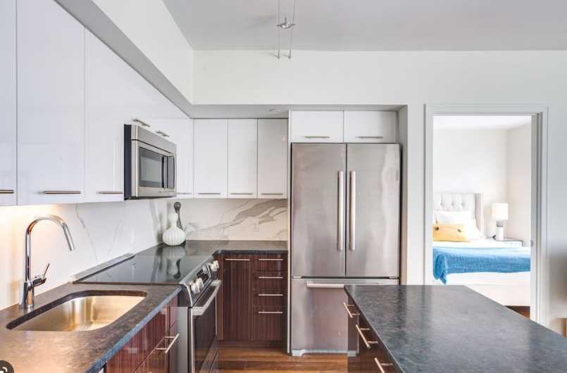 Seaport Blvd - Photo 5 of 9