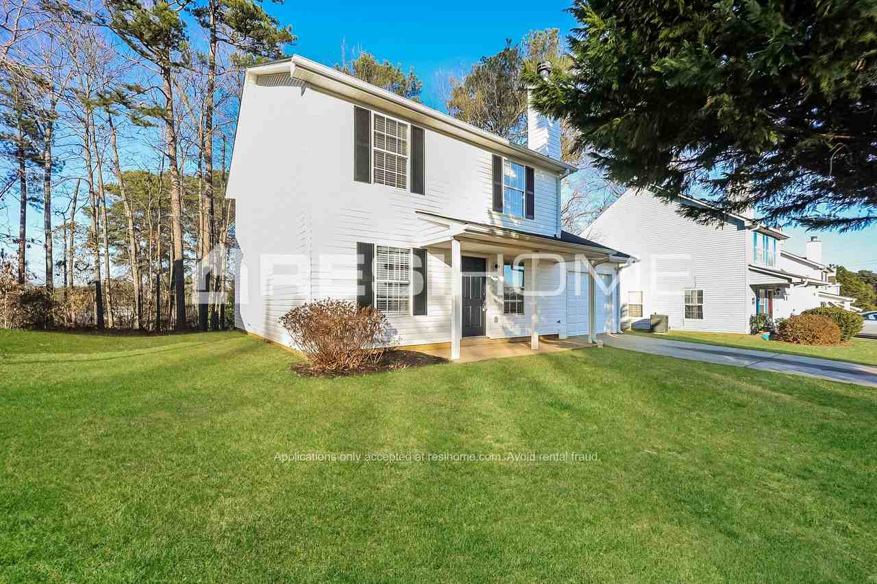 812 Glenshire Ct - Photo 3 of 18