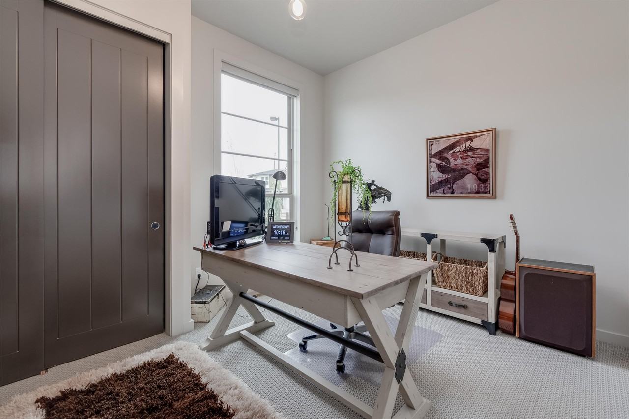 3851 W Crossley Dr #1 - Photo 6 of 29