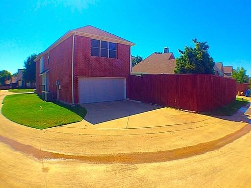 237 Bricknell Ln - Photo 3 of 22