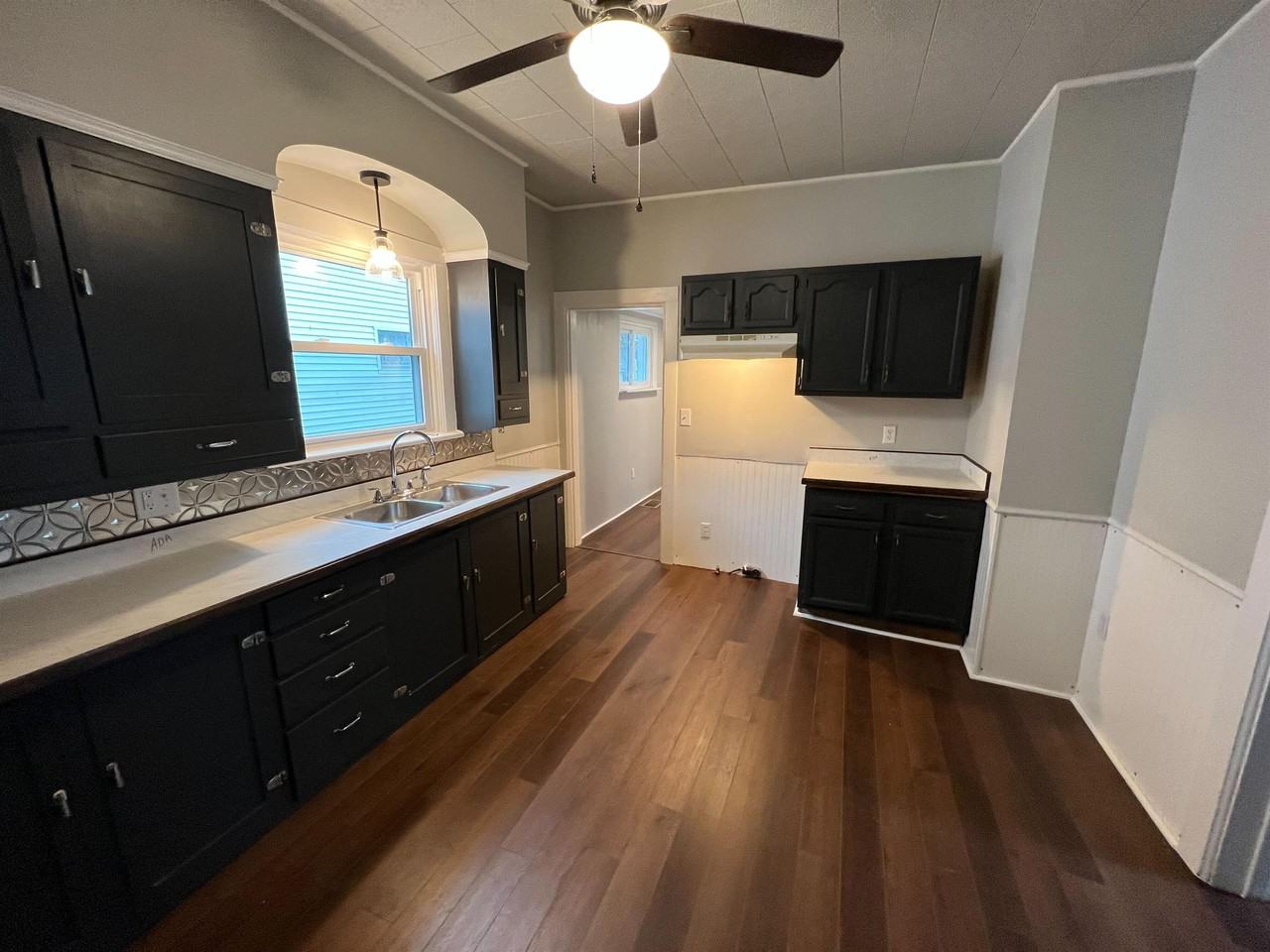 210 N Gilbert St #1 - Photo 3 of 19