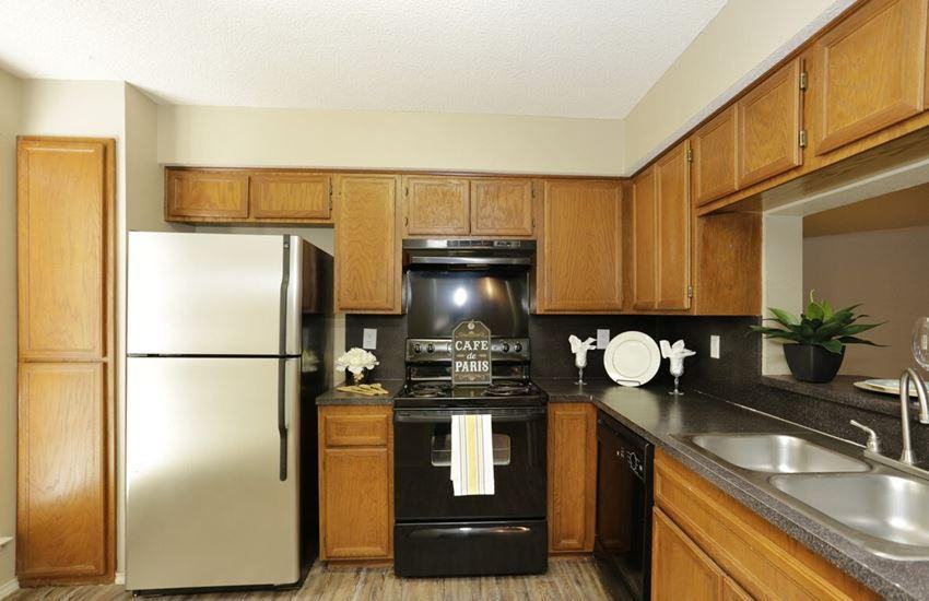 1907 Tarleton St - Photo 5 of 24