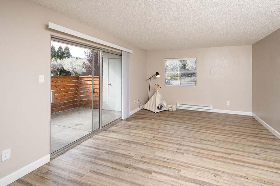 400 Santa Alicia Dr - Photo 4 of 24