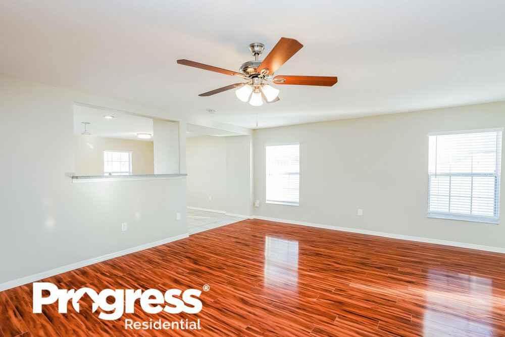 2502 Brownwood Dr - Photo 3 of 16