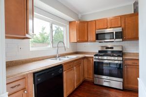 featured image of 600 Clymer Ave