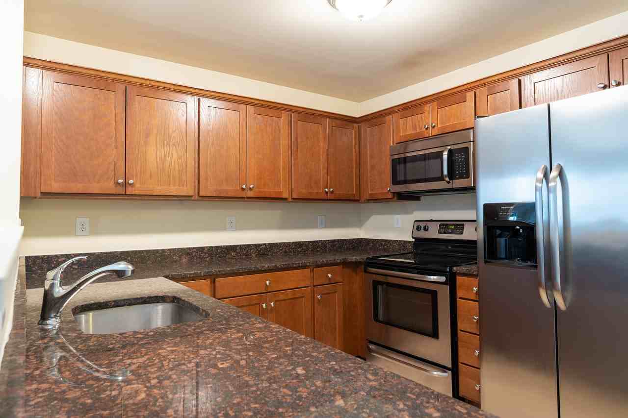 Madison Ave Apartments - Photo 2 of 12