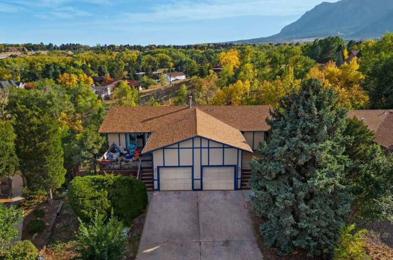 2165 Broadmoor Valley Rd - Photo 2 of 29