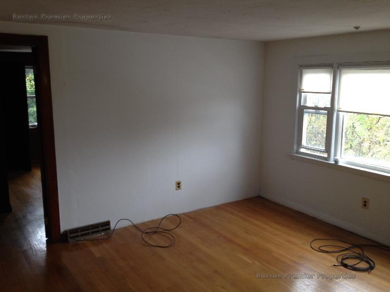 500 N Main St - Photo 2 of 6