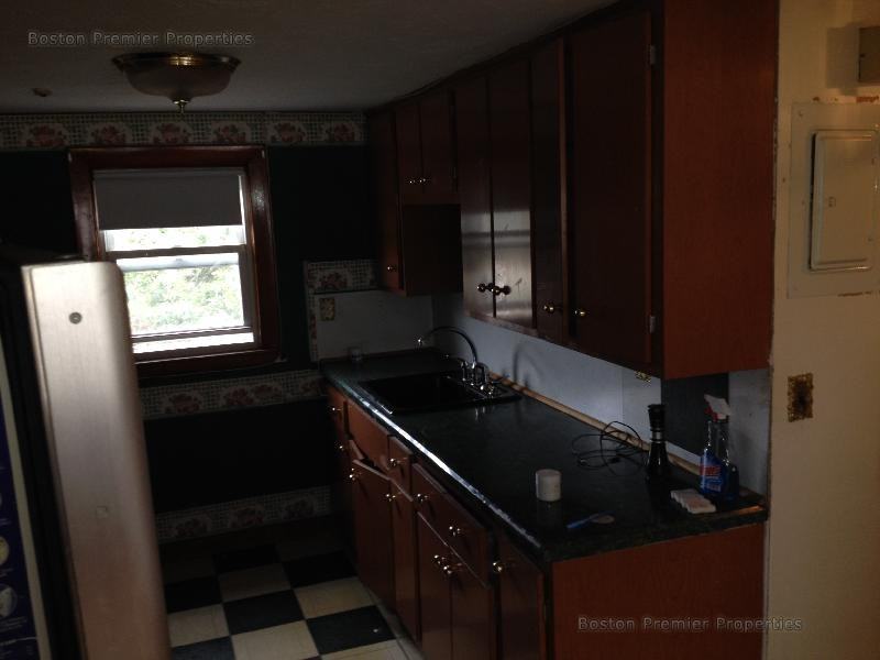 500 N Main St - Photo 3 of 6