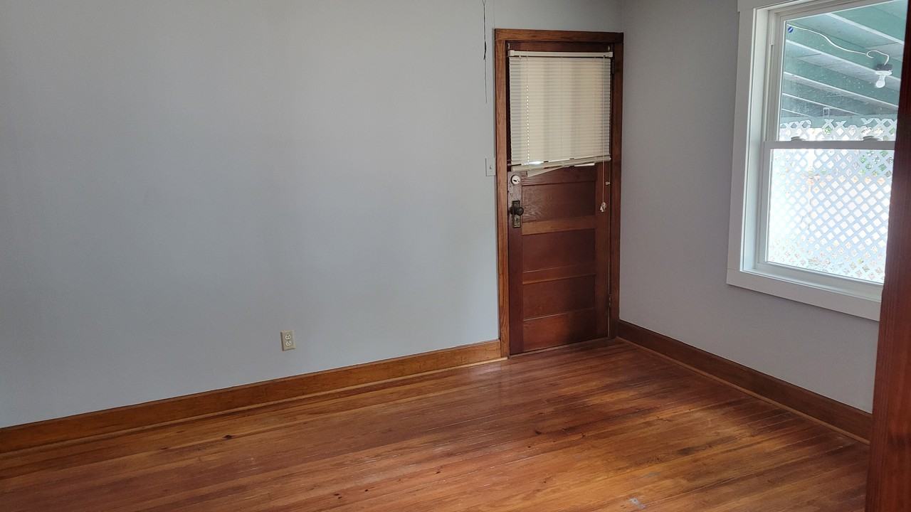 7487 W Main St - Photo 2 of 4