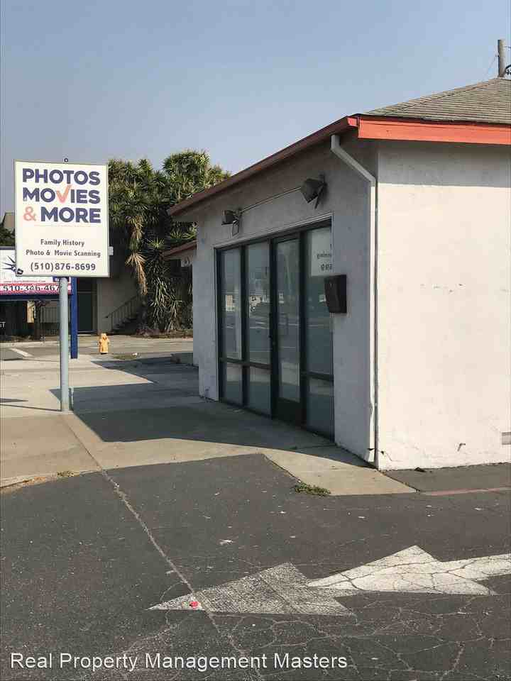 966 W Winton Ave #A - Photo 2 of 4