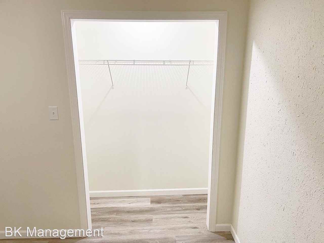 Switzer 3 Apartments - Photo 3 of 7