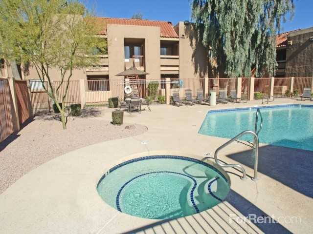 Penny Lane - Photo 2 of 10