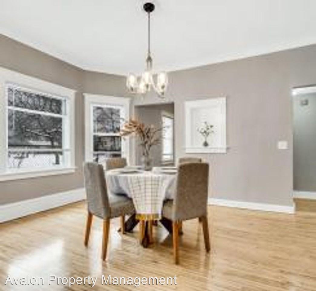 1423 Morgan Ave N - Photo 3 of 9