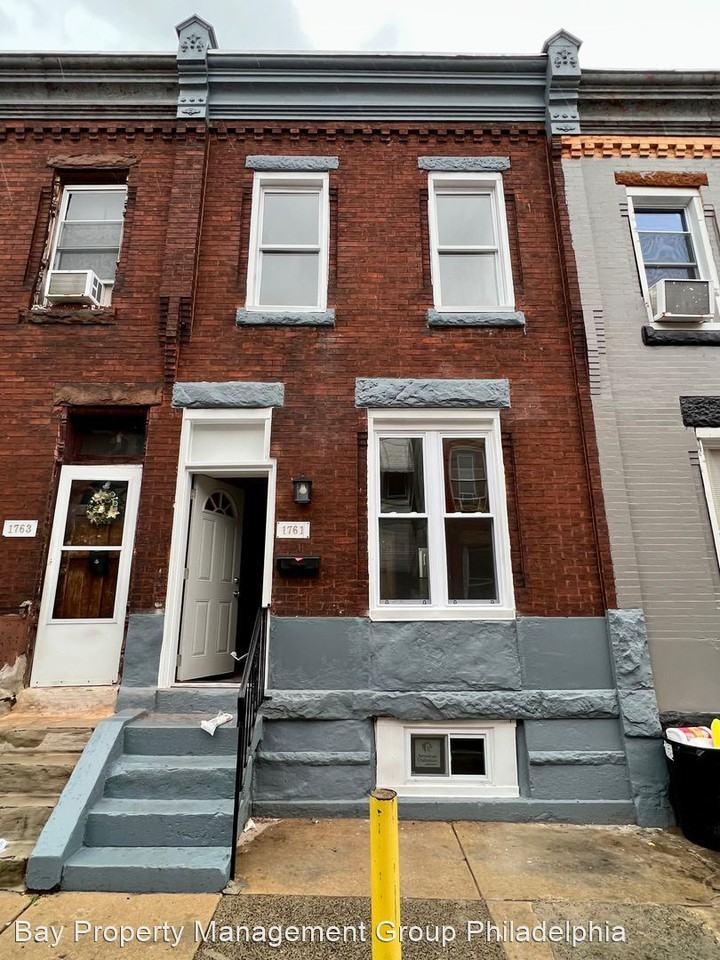 1761 N Newkirk St - Photo 2 of 15