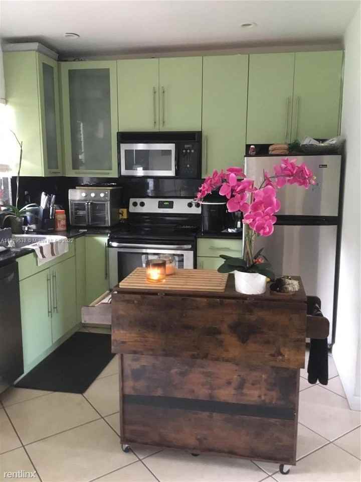 29 Alcantarra Ave - Photo 2 of 7