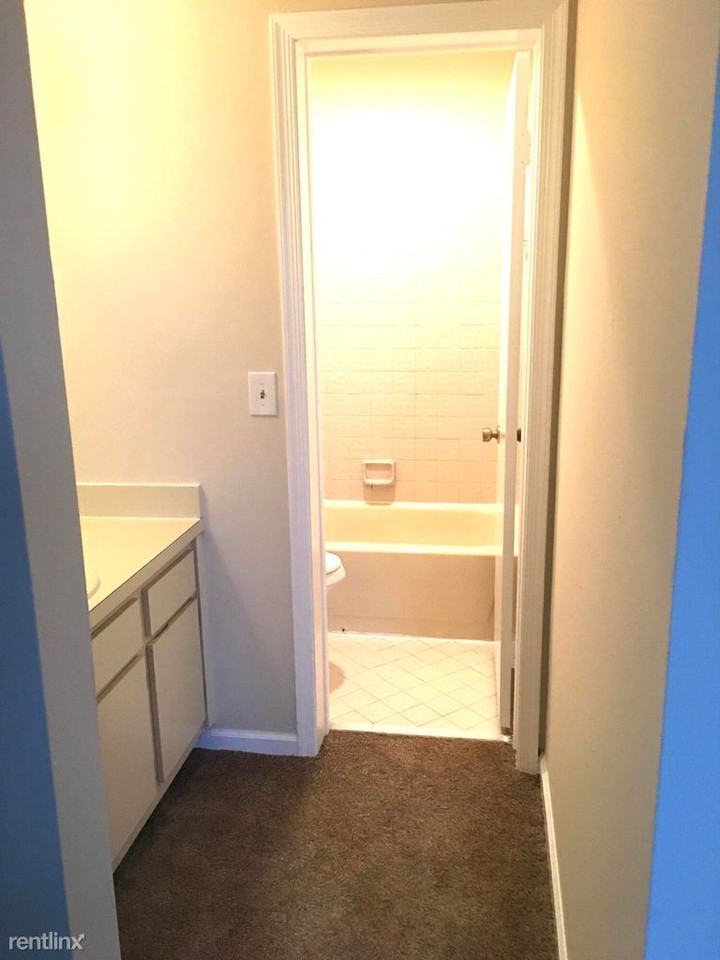 4433 Nw 93rd Way - Photo 2 of 11