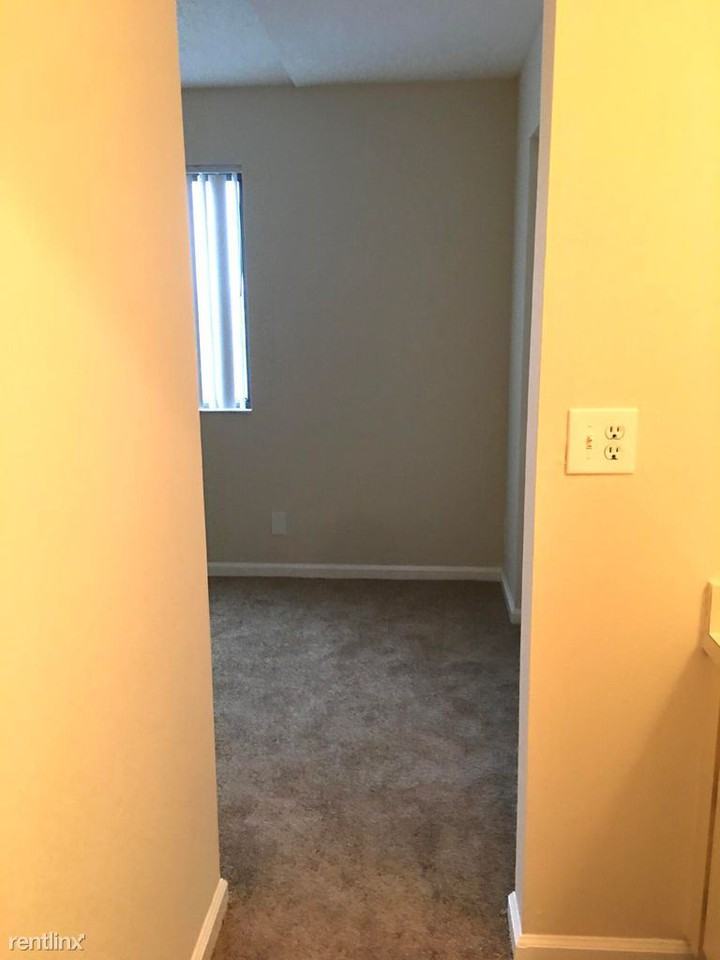 4433 Nw 93rd Way - Photo 3 of 11