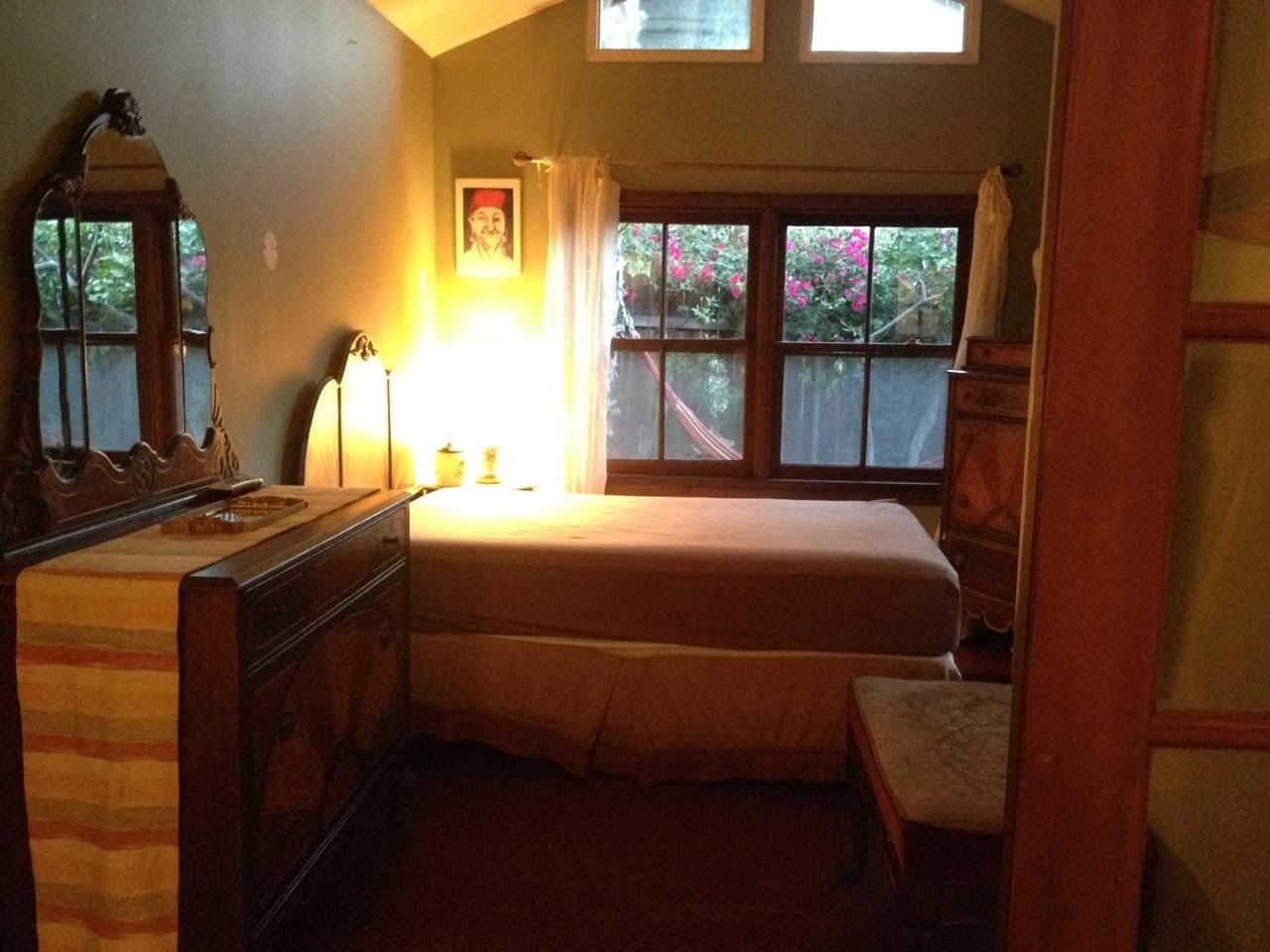 907 N Vista St - Photo 2 of 8