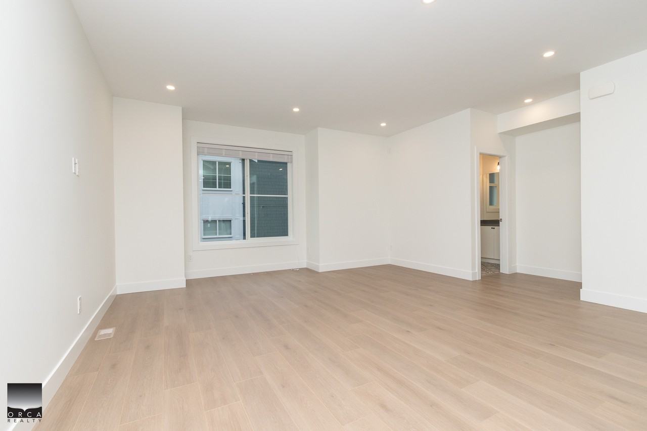 14355 27-14355 62 Avenue - Photo 3 of 21