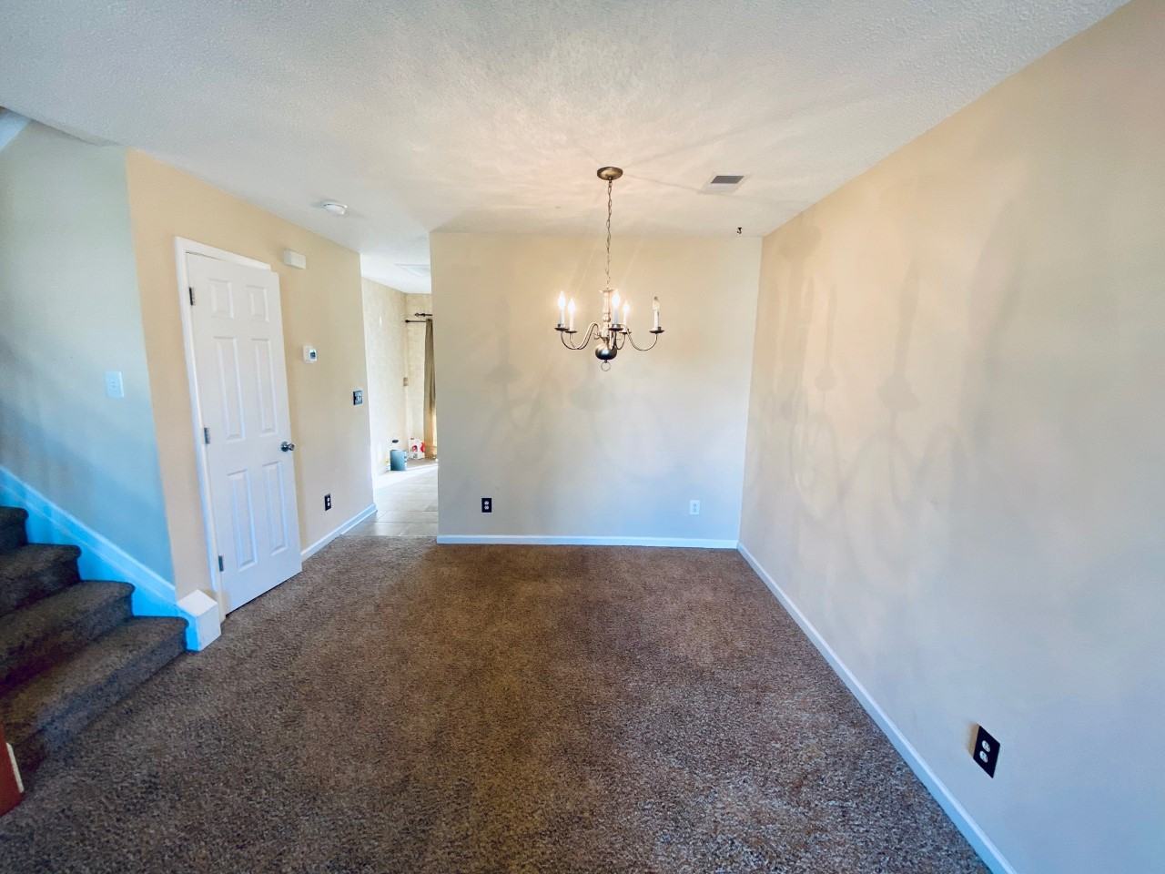 2704 Marengo Ln - Photo 7 of 25