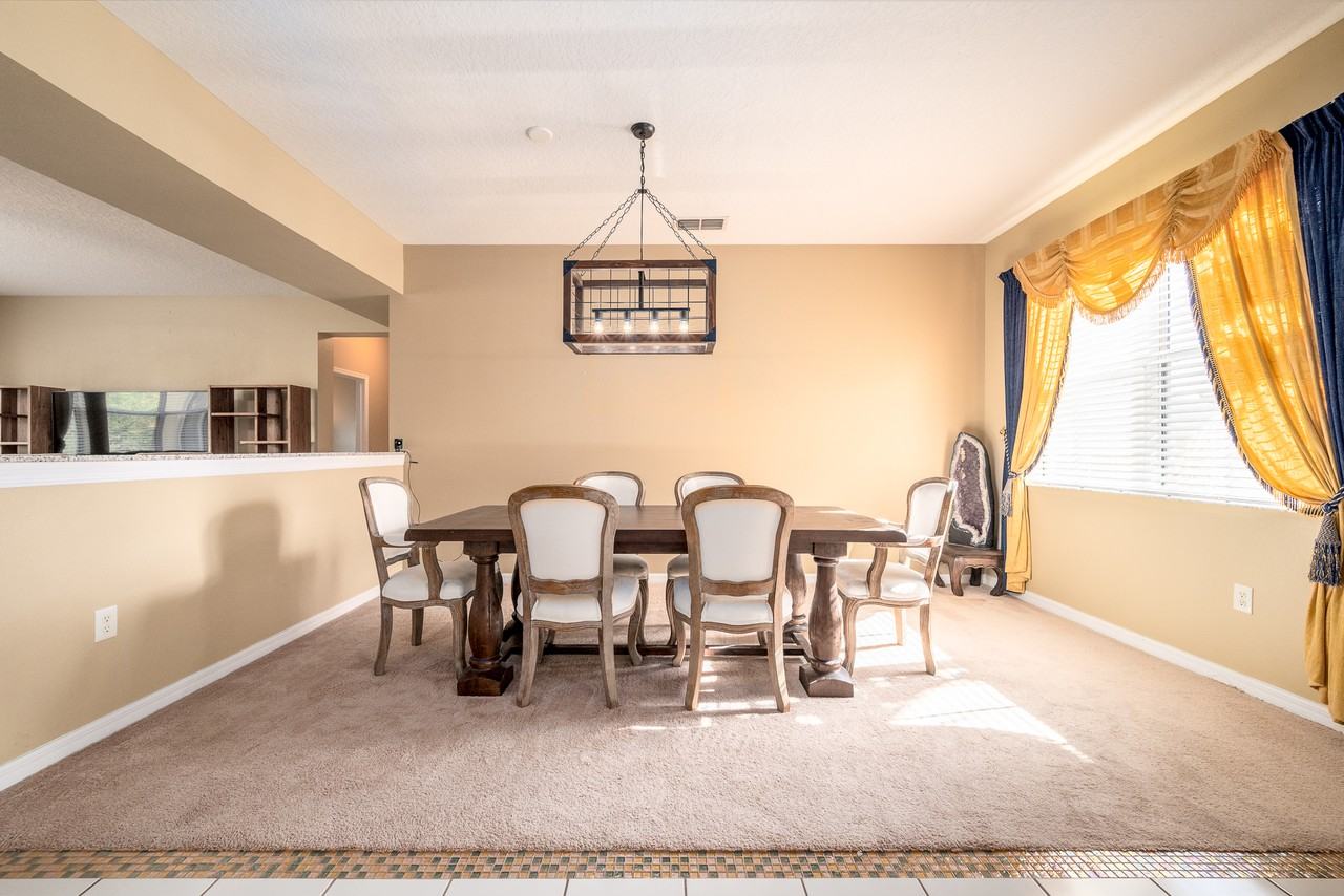 207 Black Springs Ln - Photo 4 of 34