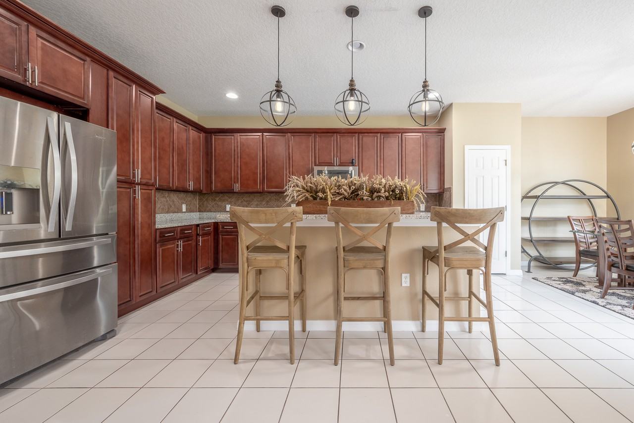 207 Black Springs Ln - Photo 7 of 34