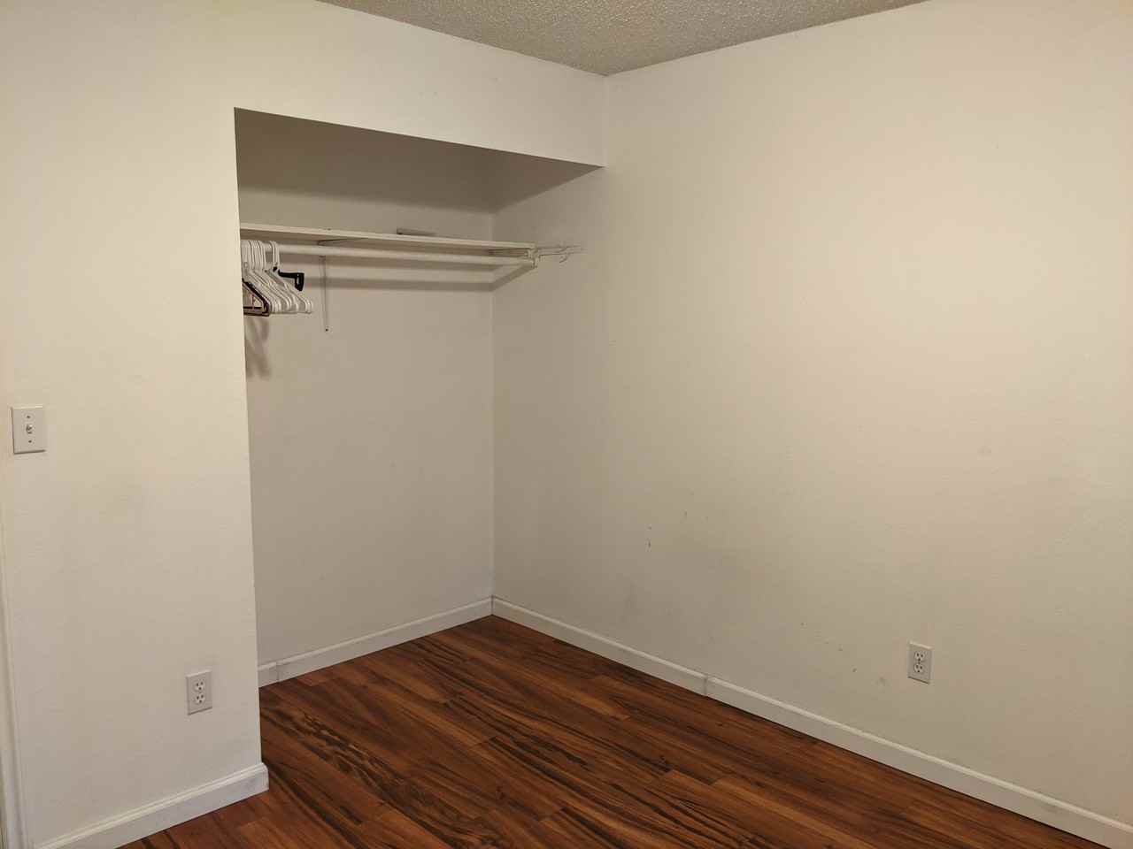 6712 149th Avenue Northeast - Photo 3 of 7