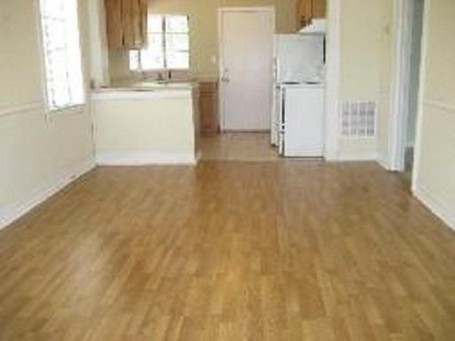 4005 Roberts Ave - Photo 3 of 7