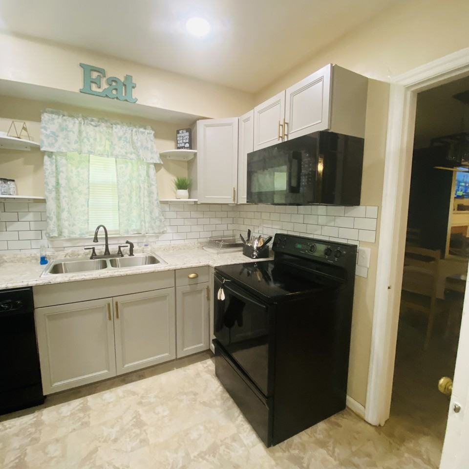 7223 Whitesville Road - Photo 2 of 17