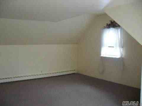 656 8th St - Photo 2 of 6