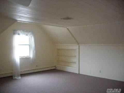 656 8th St - Photo 3 of 6