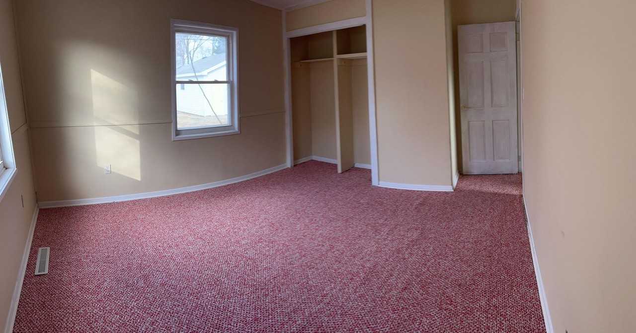 2018 E 7th St #1 - Photo 7 of 9