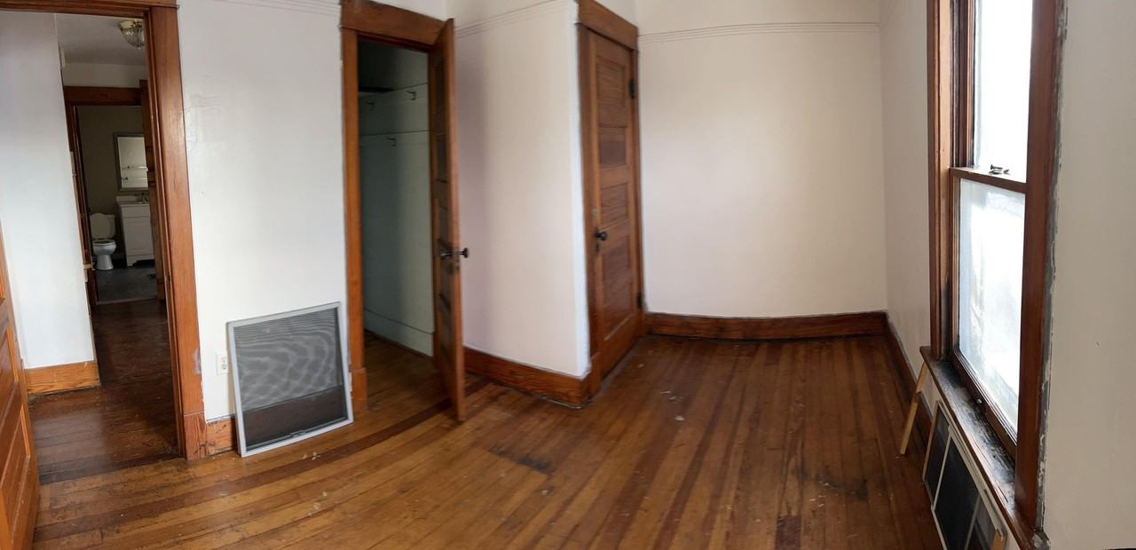 904 6th Ave #1 - Photo 3 of 7