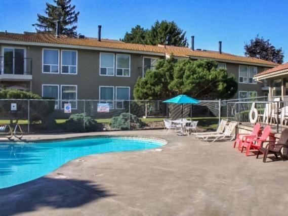 2000 Stevens Dr - Photo 4 of 17