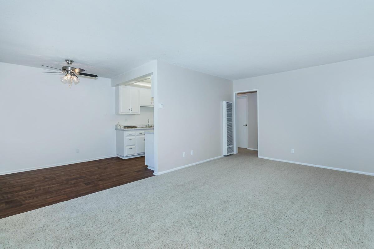 2550 East Ward Terrace - Photo 5 of 12