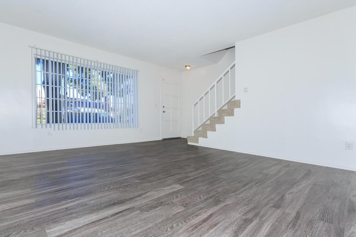 2550 E Ward Ter - Photo 2 of 12