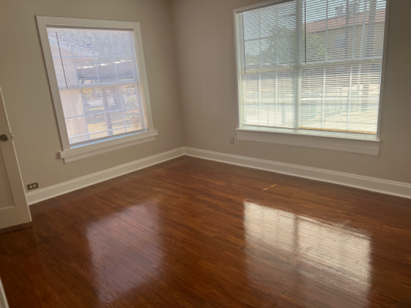 111 South Audubon Drive - Photo 5 of 19