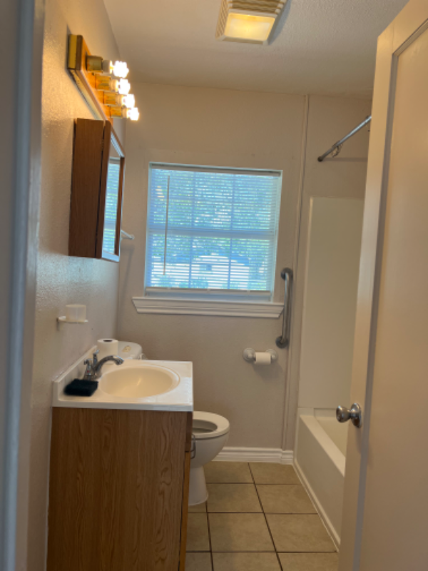 111 South Audubon Drive - Photo 6 of 19