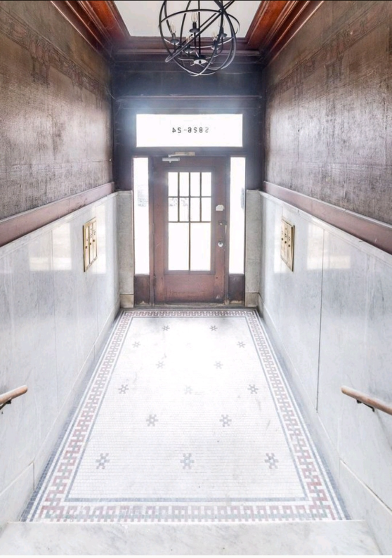 5824 S Michigan Ave #26 - Photo 2 of 14