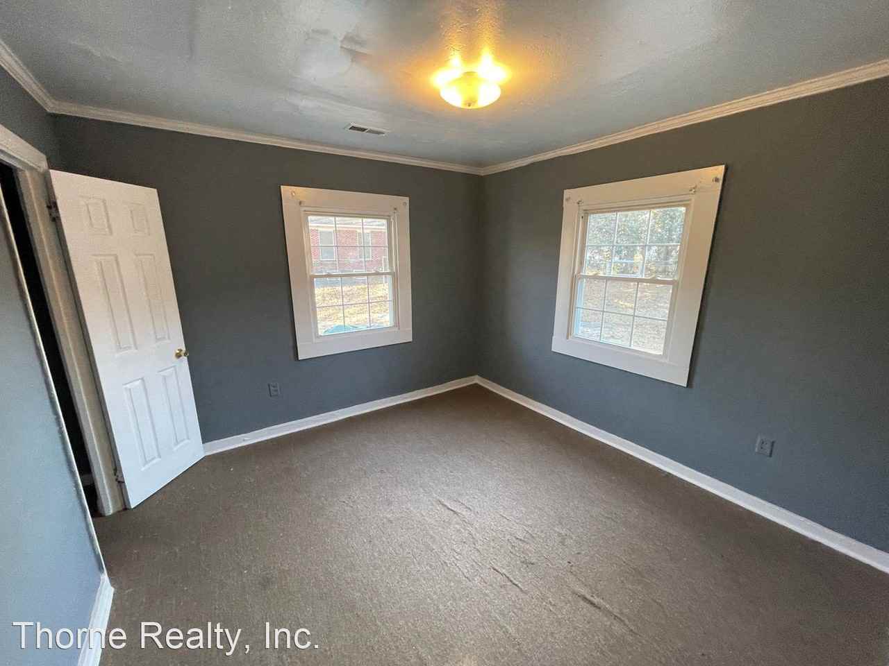 705 E Phillips Street - Photo 3 of 6