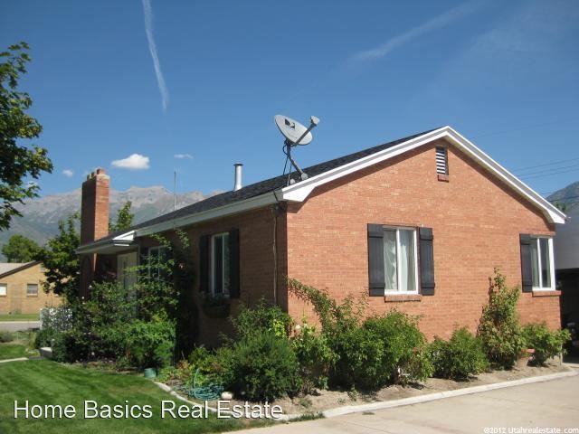 709 S 560 E - Photo 2 of 29